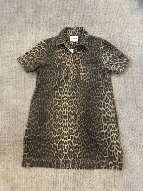 Women’s denim leopard print dress size medium